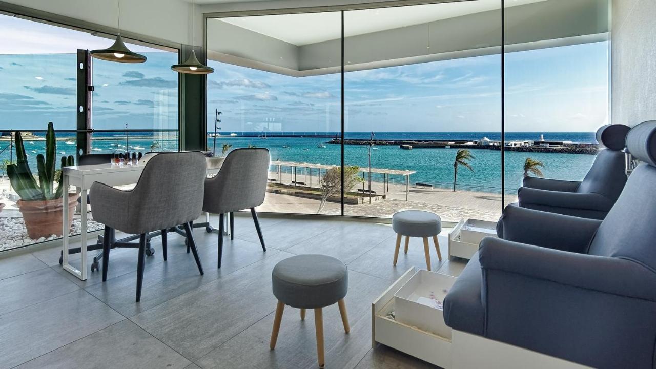 Arrecife Gran Hotel & Spa ภายนอก รูปภาพ The interior of the hotel